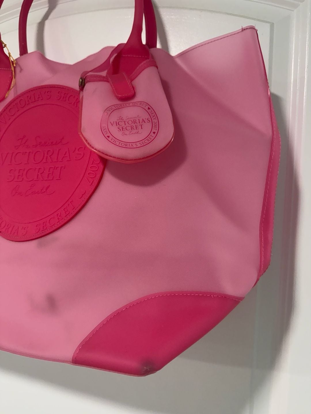 Victoria’s Secret 2007 Y2K Pink Rubber Jelly Open Tote Bag Pouch 3