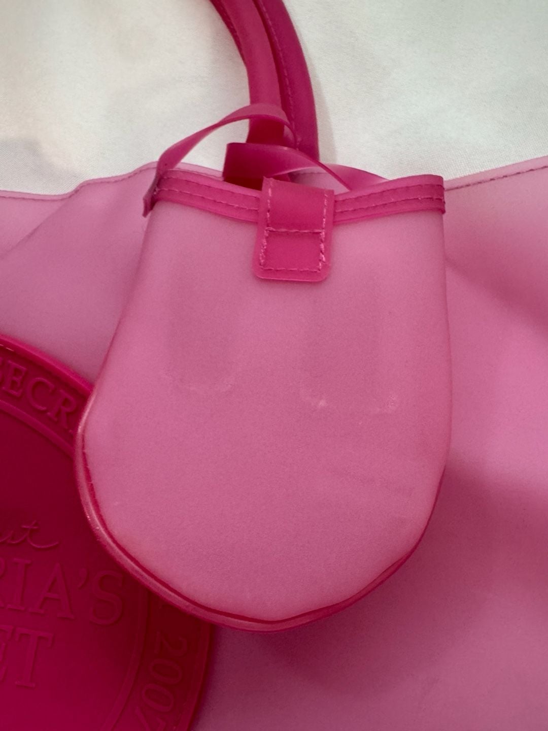 Victoria’s Secret 2007 Y2K Pink Rubber Jelly Open Tote Bag Pouch 7