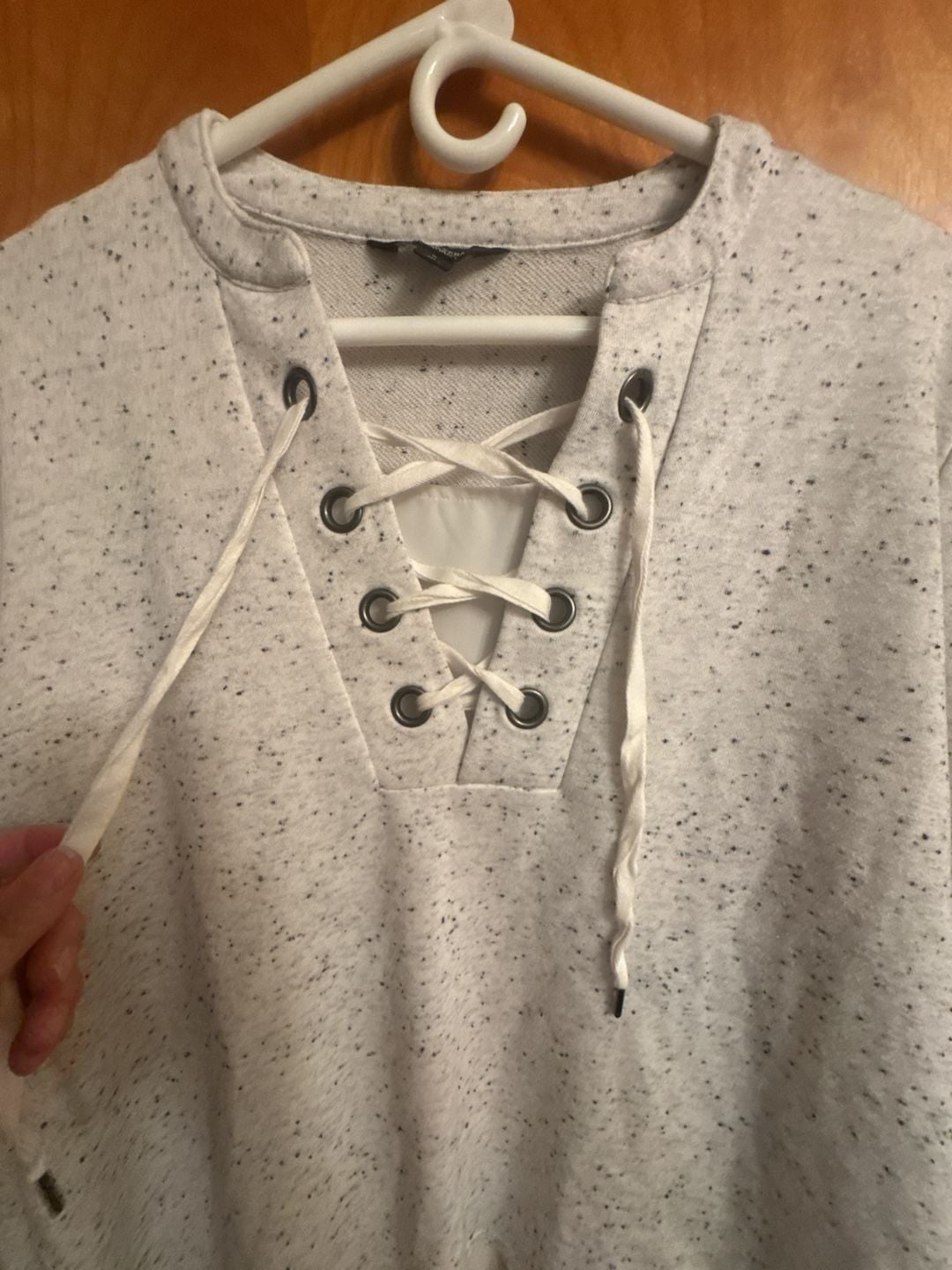 Simply Vera Vera Wang L Lace-Up Speckled Top 4