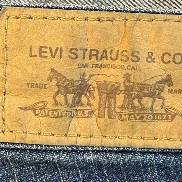 Levi's 590 Boot Cut Jeans Size 18W Medium Blue Denim