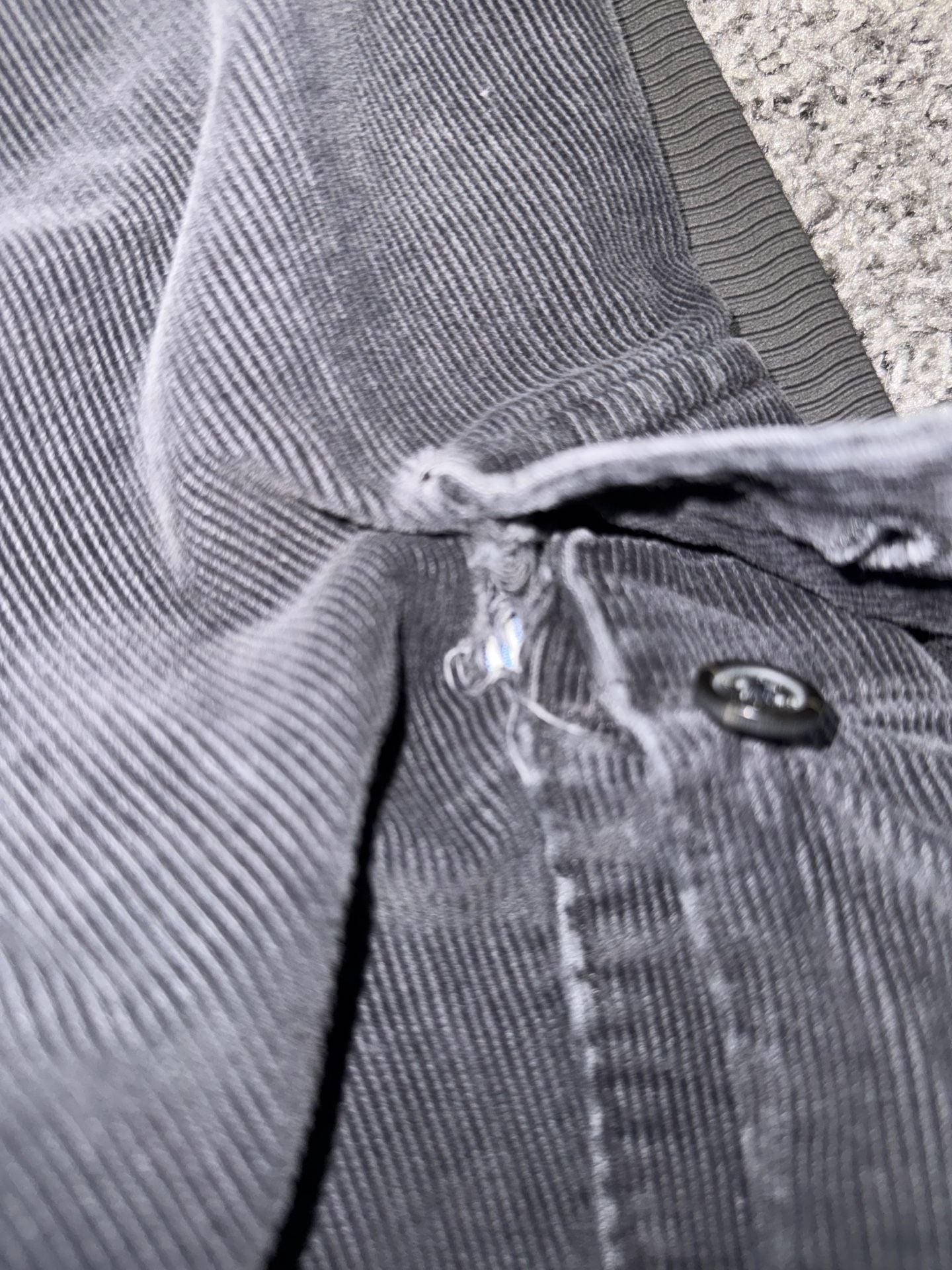 Tommy Hilfiger Cargo Pants Size 32/30 Gray Corduroy Utility 9