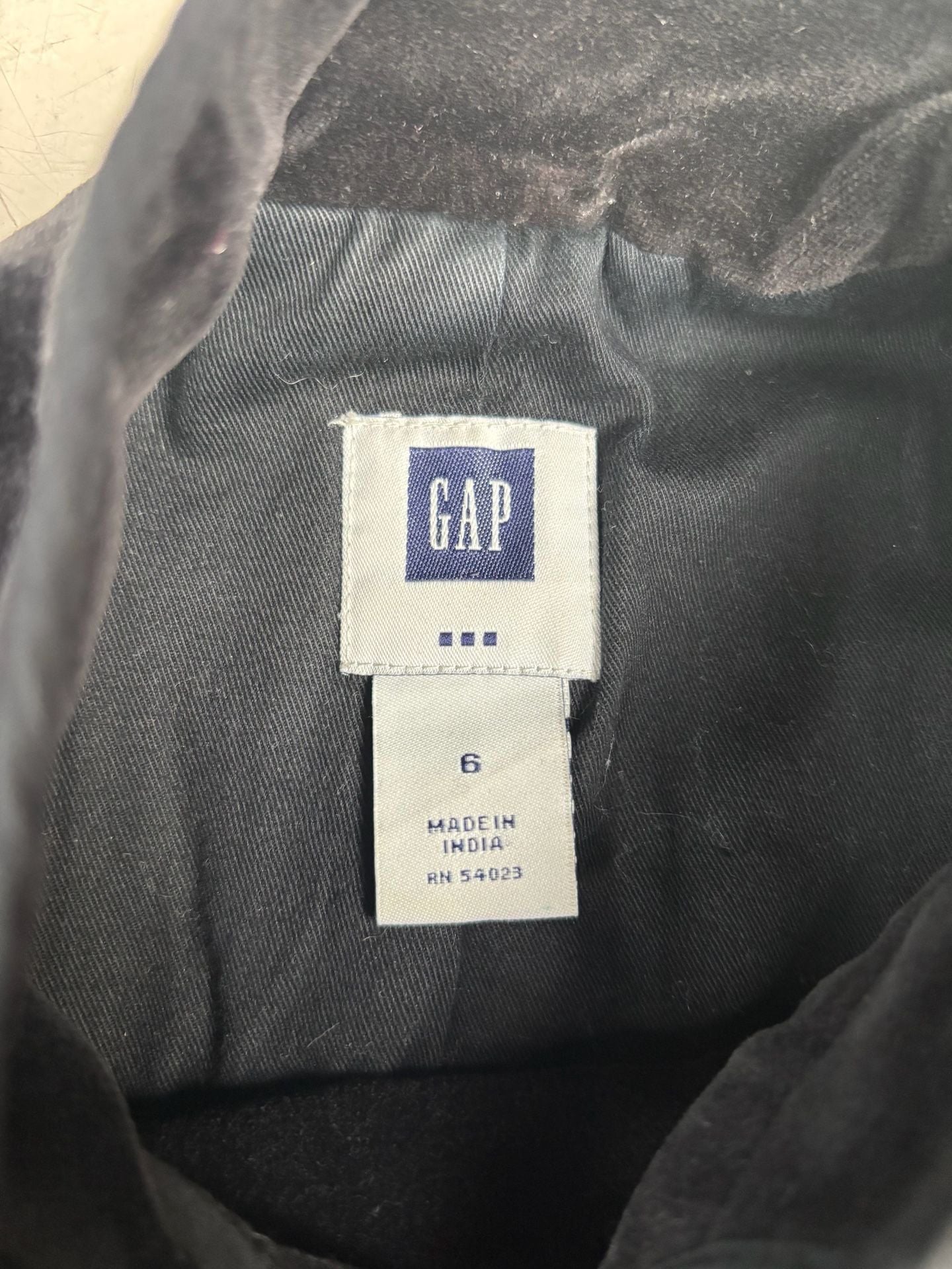 Gap Velvet Jacket Size 6 Black Mock Neck Button Blazer 4