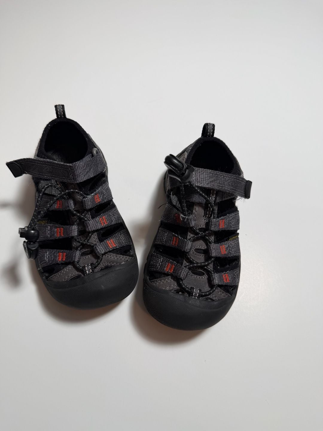 Keen Newport H2 Sandals Size 10 US Gray Black Water Shoes 3