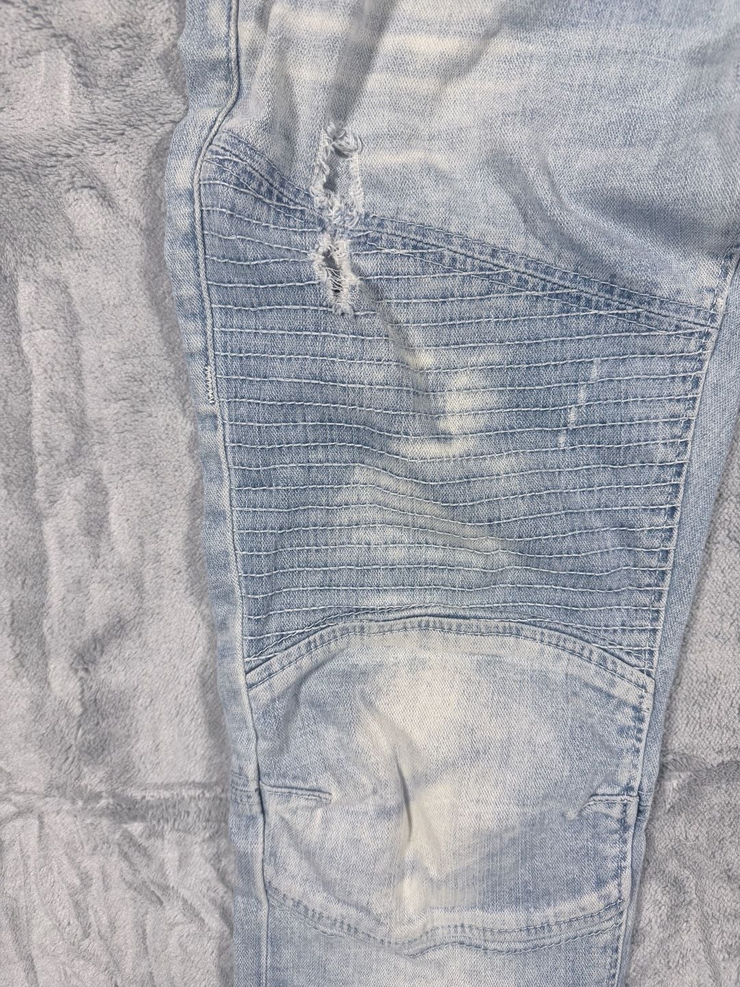 True Religion Moto Jeans Size 31 Light Wash Distressed Biker Denim 13