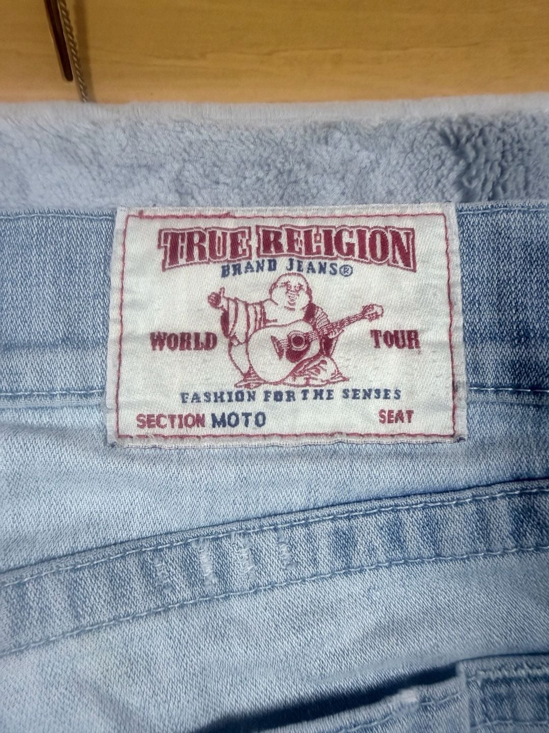 True Religion Moto Jeans Size 31 Light Wash Distressed Biker Denim 3