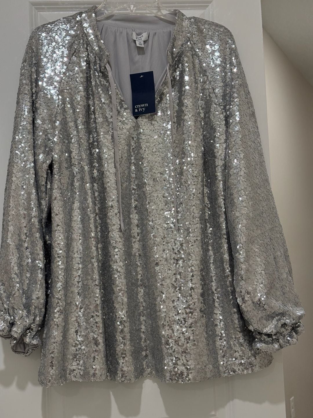Crown & Ivy Sequin Blouse Size 2X Silver Long Sleeve Top 2