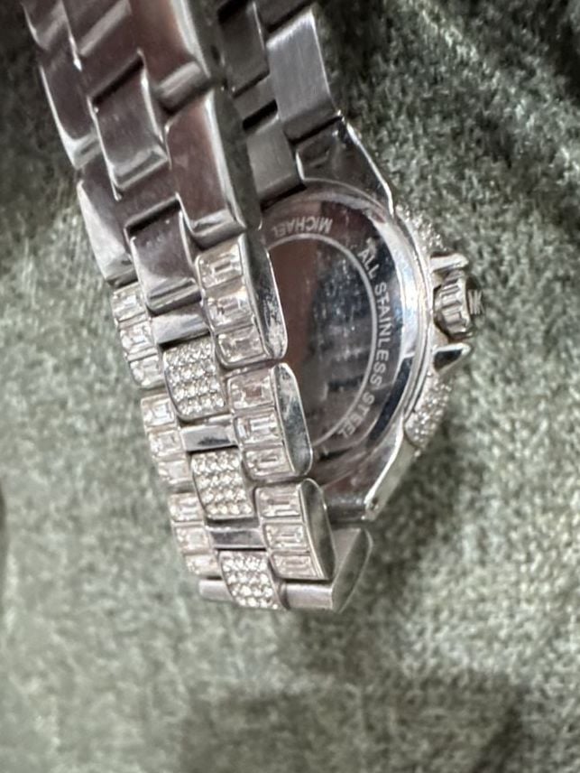 Michael Kors MK5869 Crystal Pave Dial Ladies Watch 9
