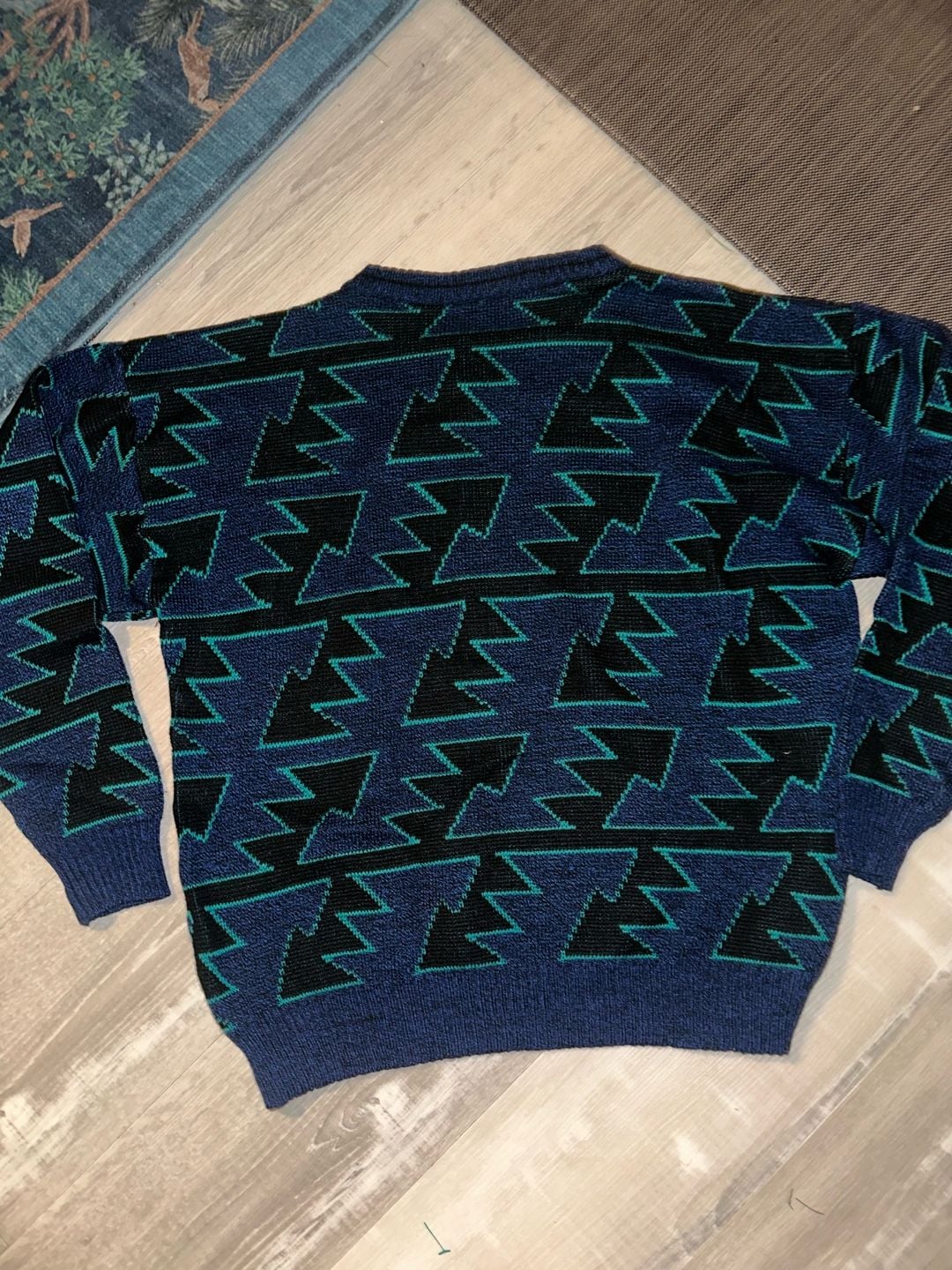 Vintage 90s Geometric Lightning Bolt Graphic Blue Black Knit Sweater 6