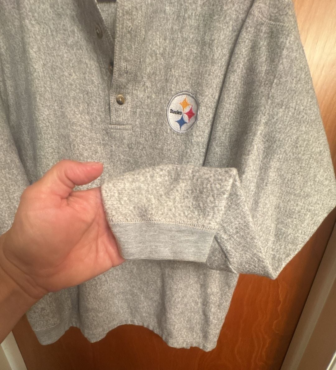 The Edge Pittsburgh Steelers Henley Sweatshirt Size Large 7