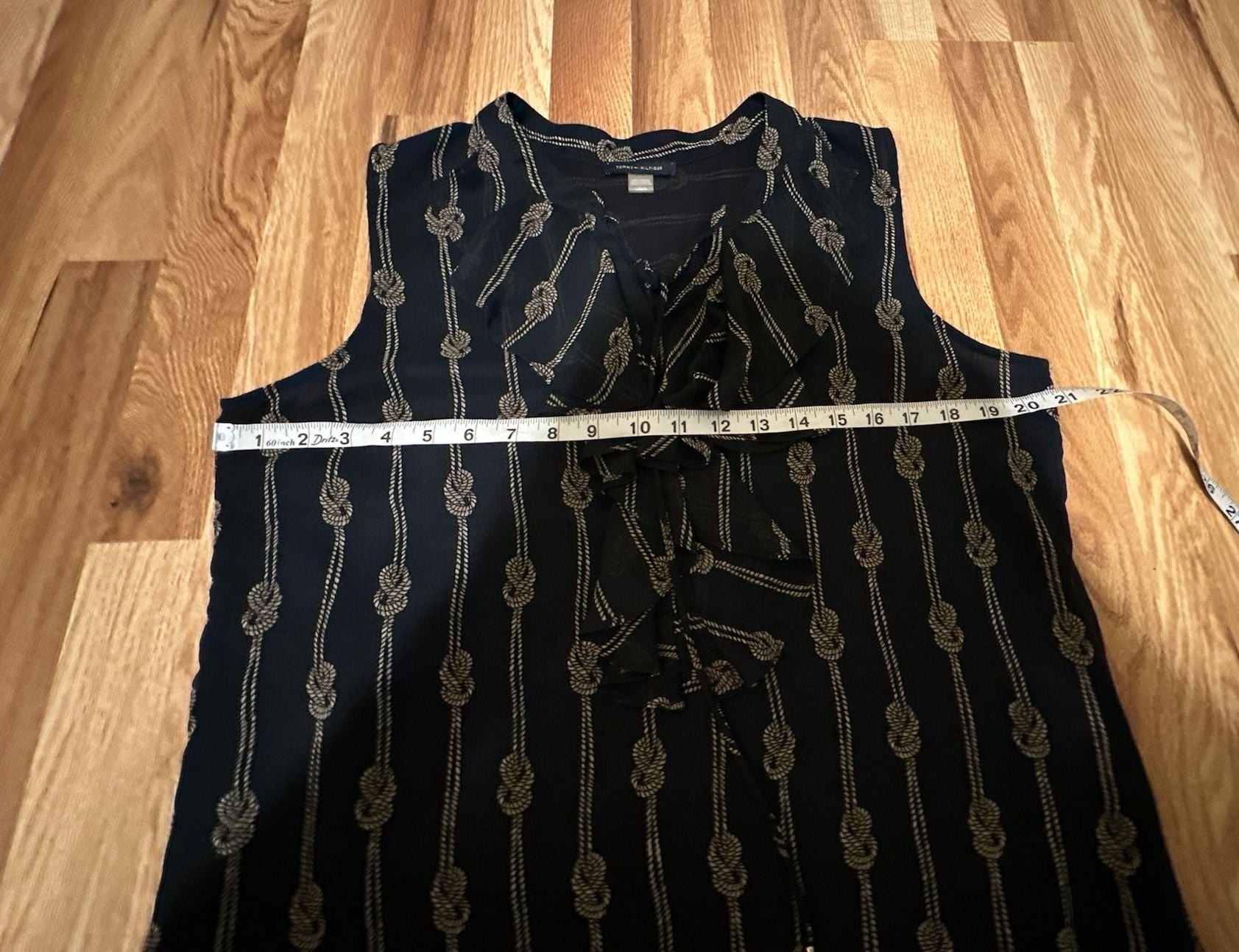 Tommy Hilfiger Sleeveless Blouse Size L Navy Nautical Rope Print Ruffle 6