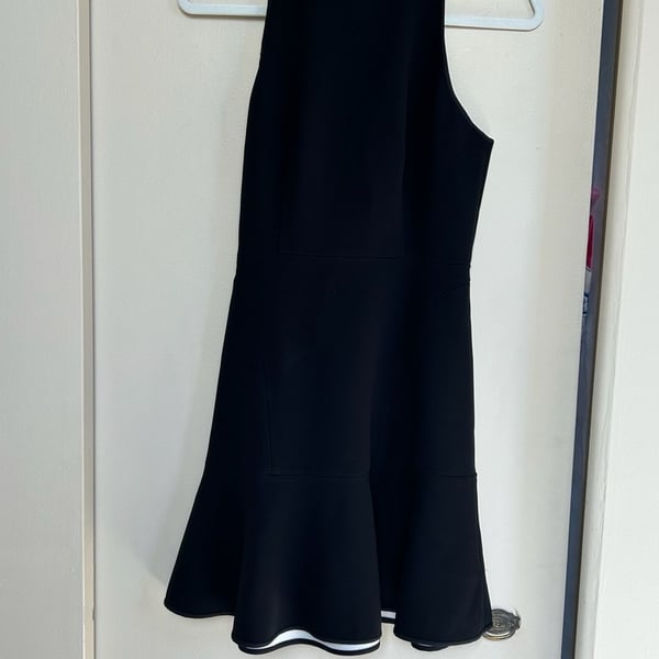 Theory Felicitina Bonded Double Crepe Dress Size 2 Black Fit And Flare