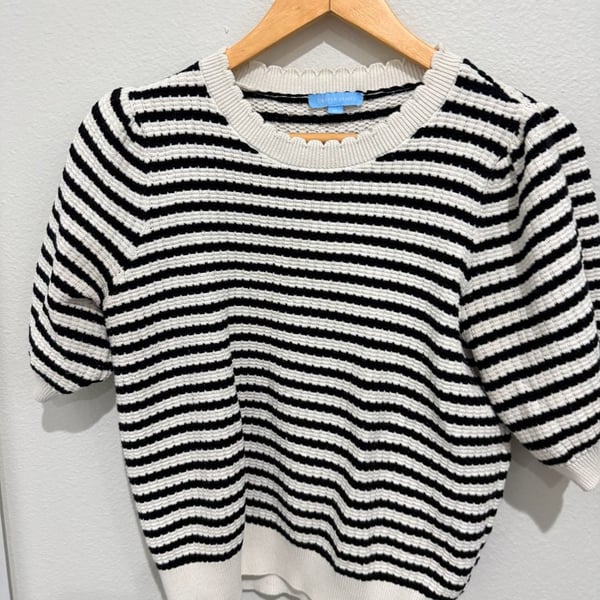 Draper James Stripe Sweater Size XL Black White Puff Sleeve