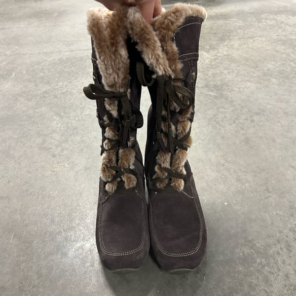 London Fog Flora Size 9M Brown Suede Faux Fur Winter Boots NWOT