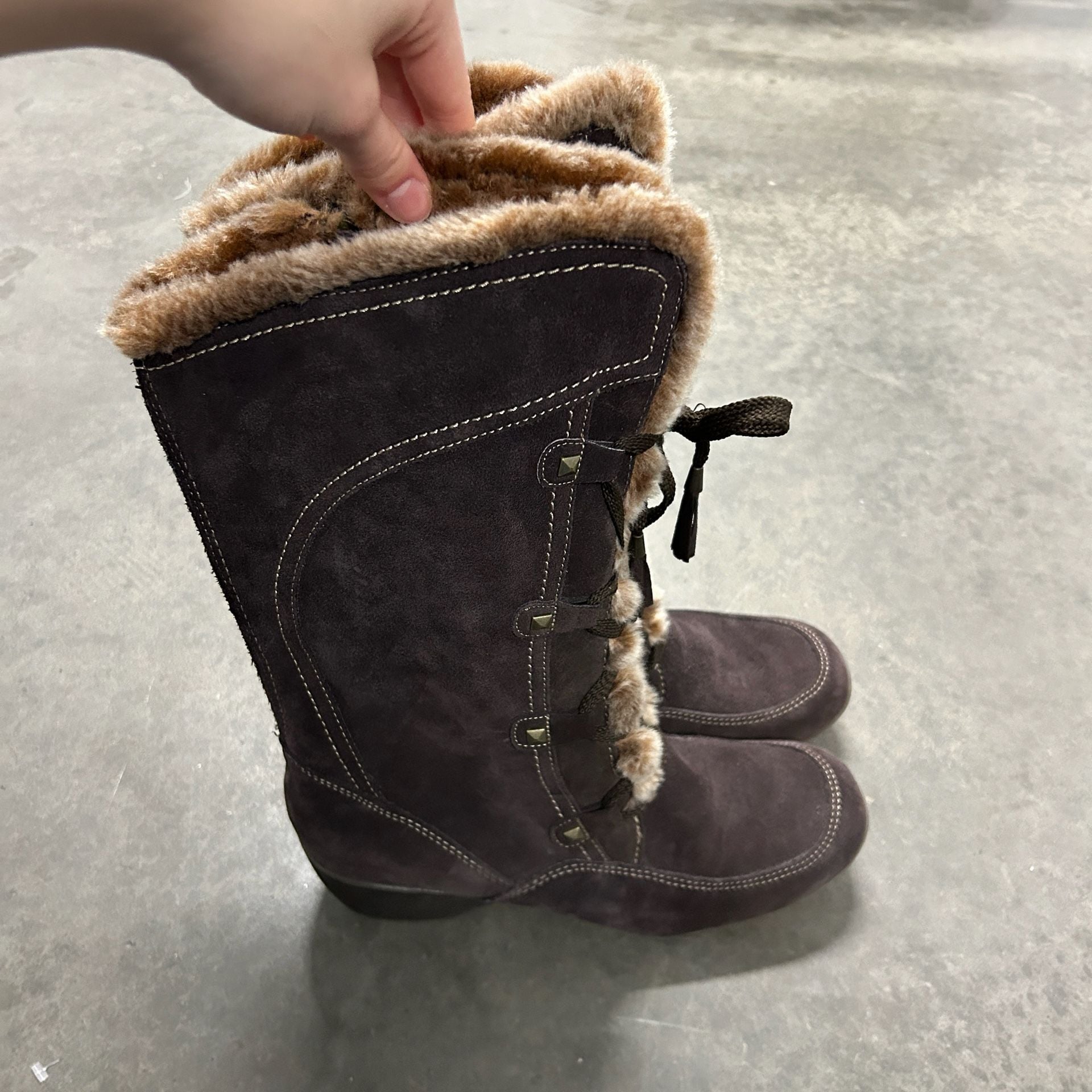 London Fog Flora Size 9M Brown Suede Faux Fur Winter Boots NWOT 10