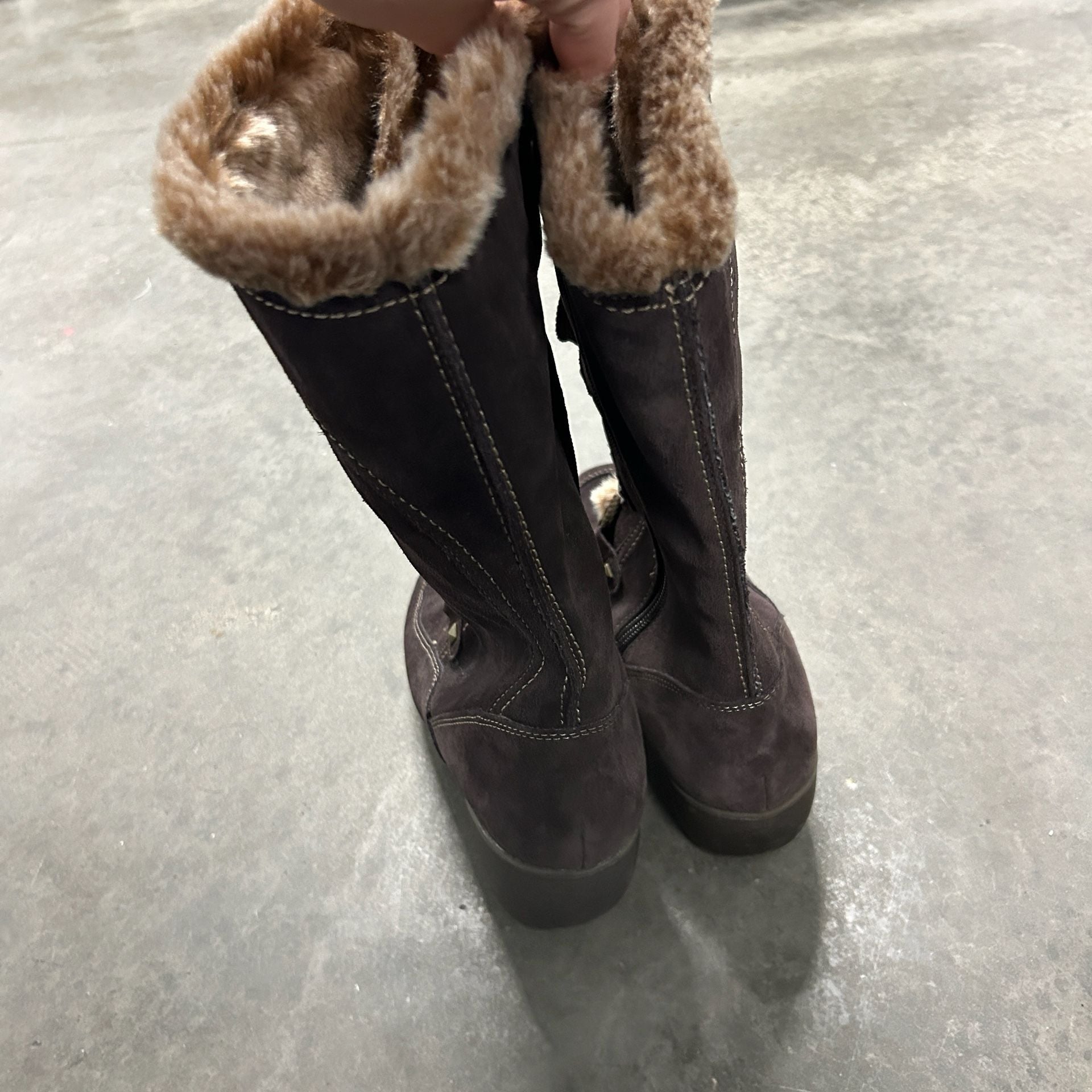 London Fog Flora Size 9M Brown Suede Faux Fur Winter Boots NWOT 11