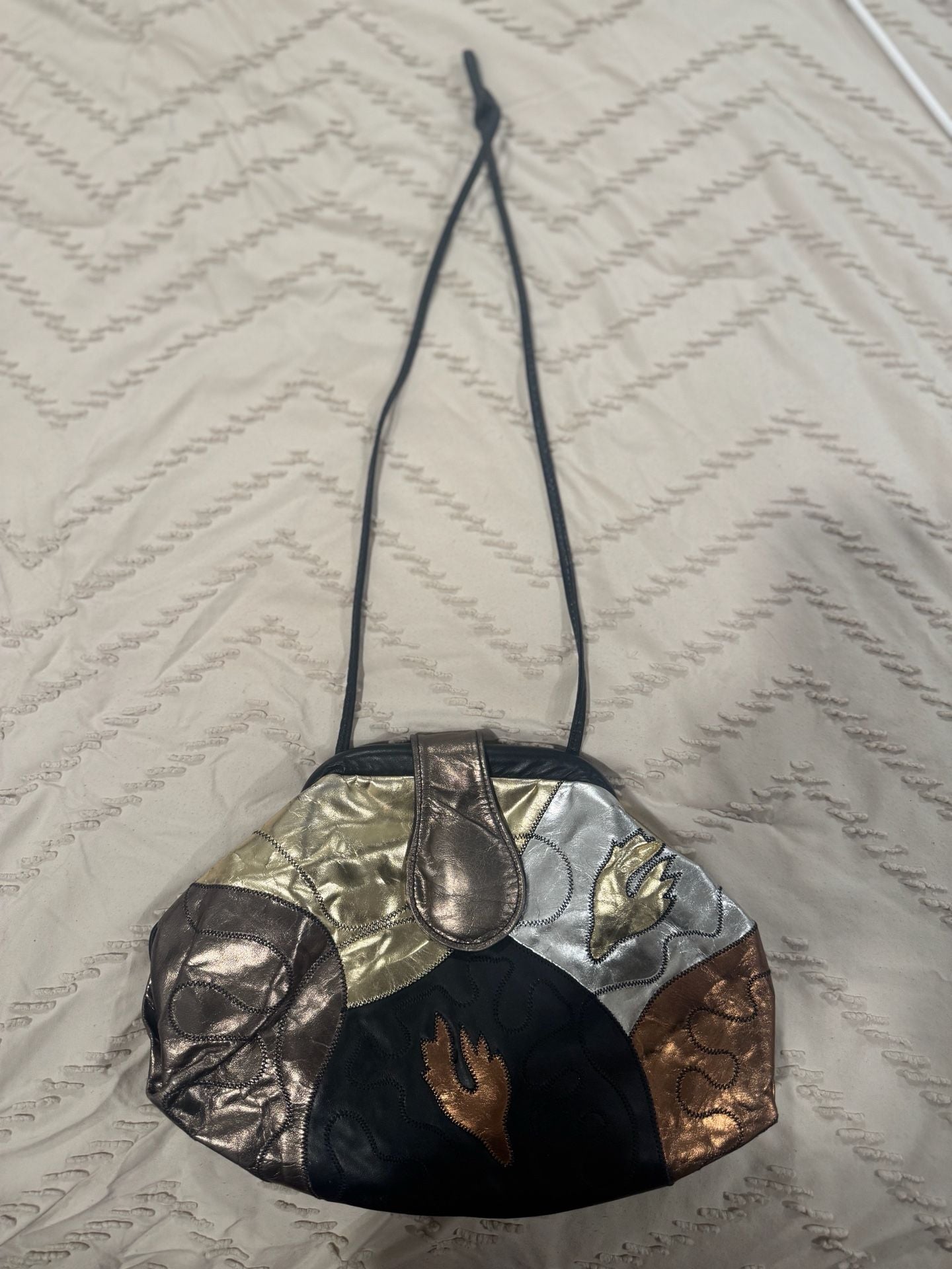 Vintage Metallic Leather Patchwork Crossbody Clutch Bag 3