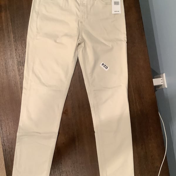 AG Jeans Prima Crop Cigarette Leg Size 26 Cream Denim