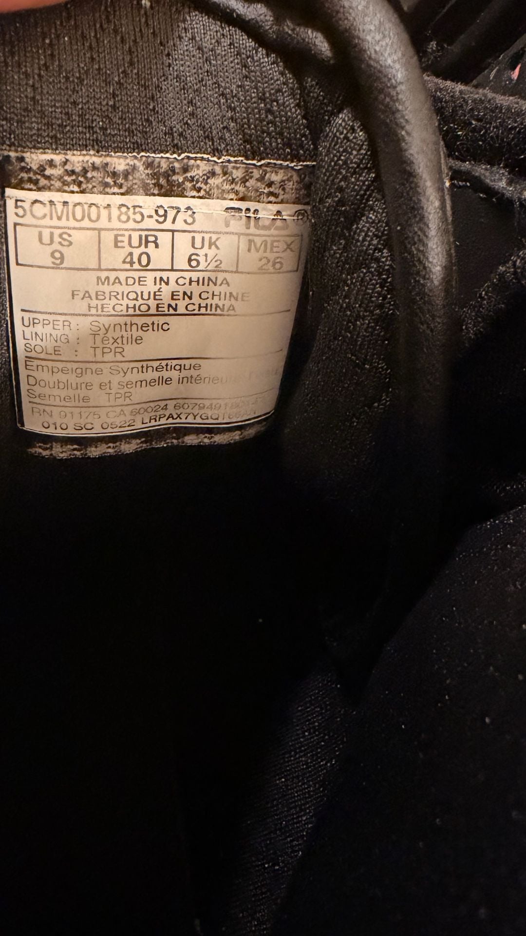 Fila Size 9 Black Pink Heart High Top Sneakers 4