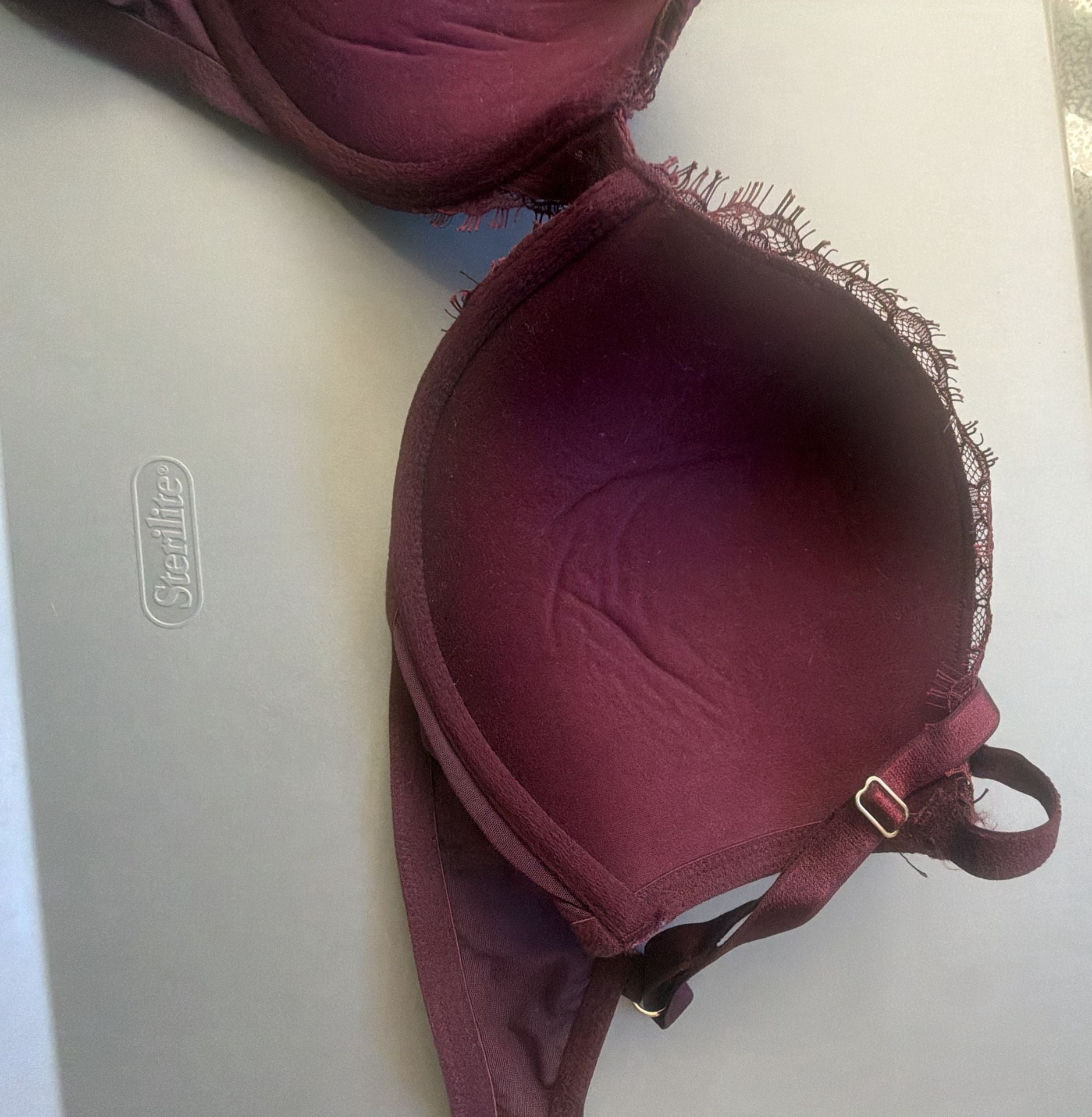 Victoria's Secret Dream Angels Push Up Bra Size 34DD Burgundy Lace 6