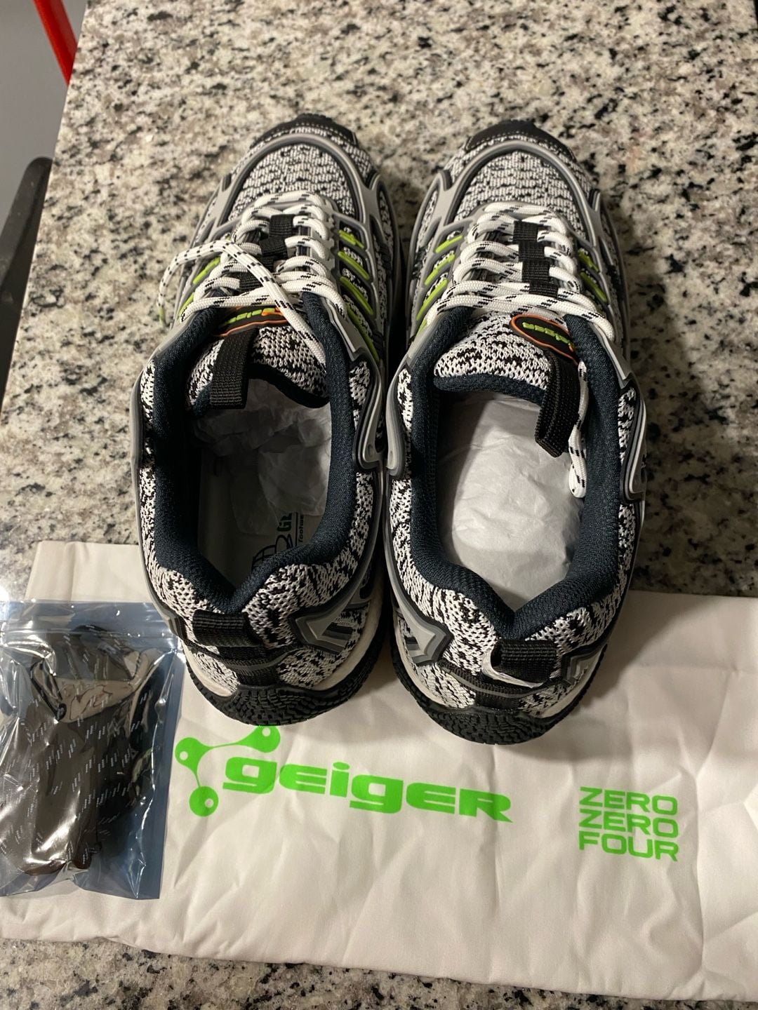 John Geiger 004 Static Knit Size 11 5