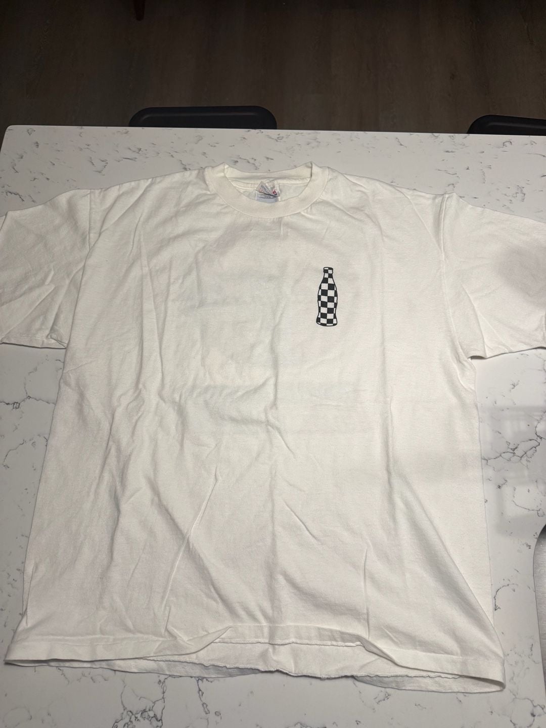 Hanes Coca-Cola NASCAR T-Shirt Size XL White Checkered Bottle Graphic 2