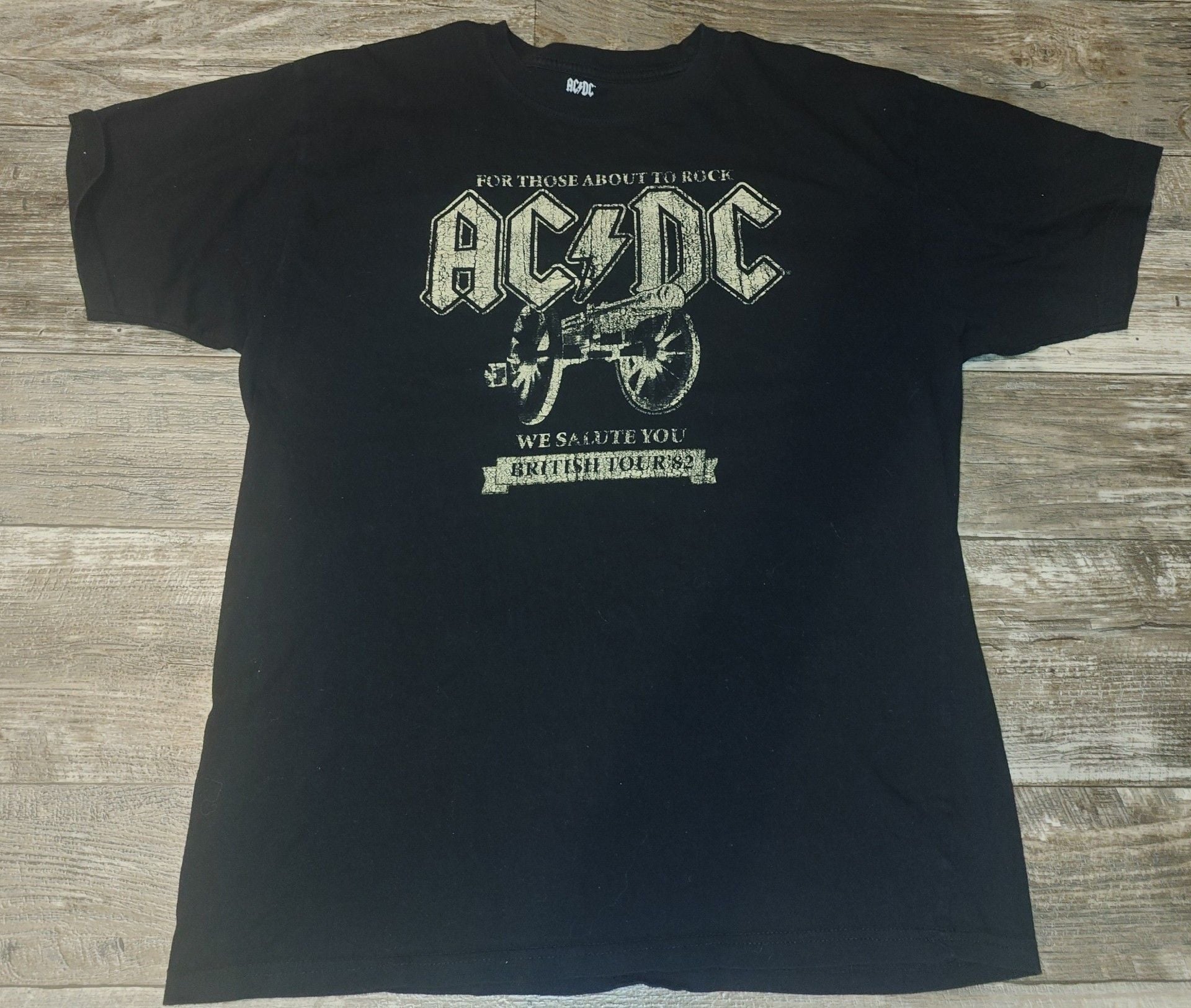 AC/DC For Those About To Rock British Tour 82 T-Shirt Size L Black 2