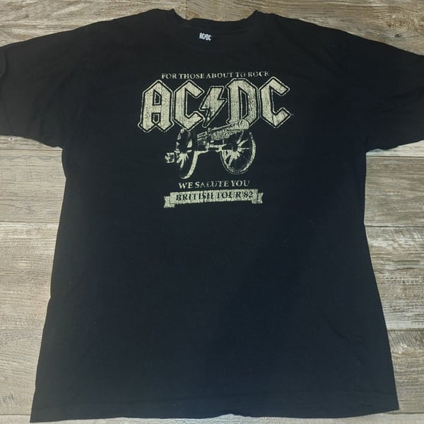 AC/DC For Those About To Rock British Tour 82 T-Shirt Size L Black