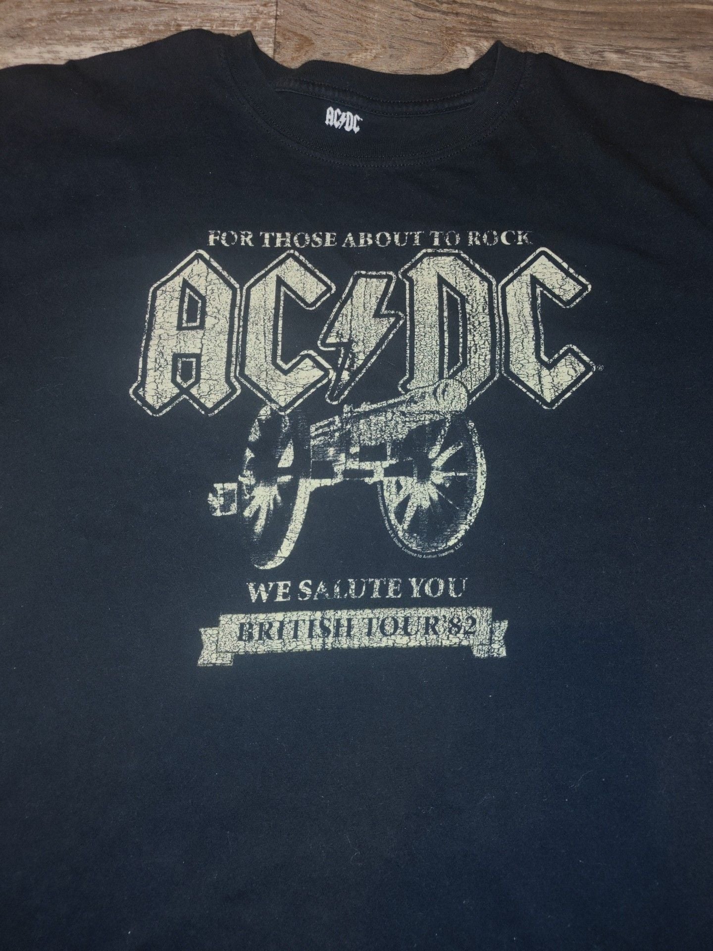 AC/DC For Those About To Rock British Tour 82 T-Shirt Size L Black 3