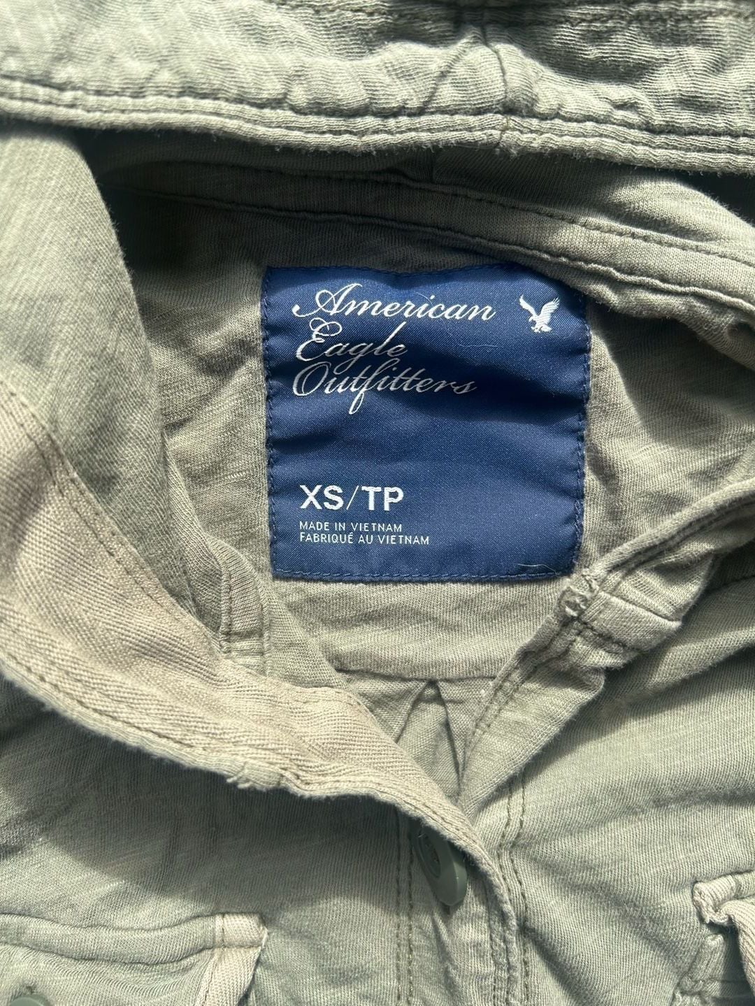 Y2K American eagle green button up top 4