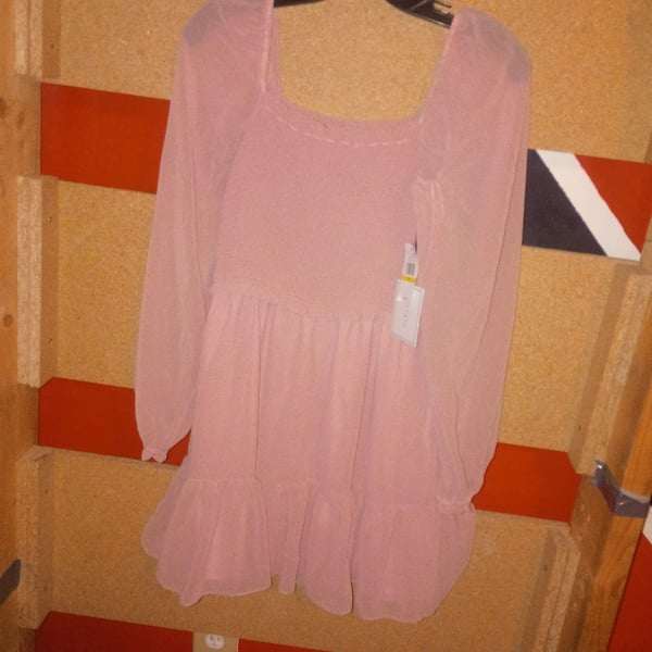1.STATE Dress Size M Blush Pink Smocked Long Sleeve Ruffle Mini Tiered