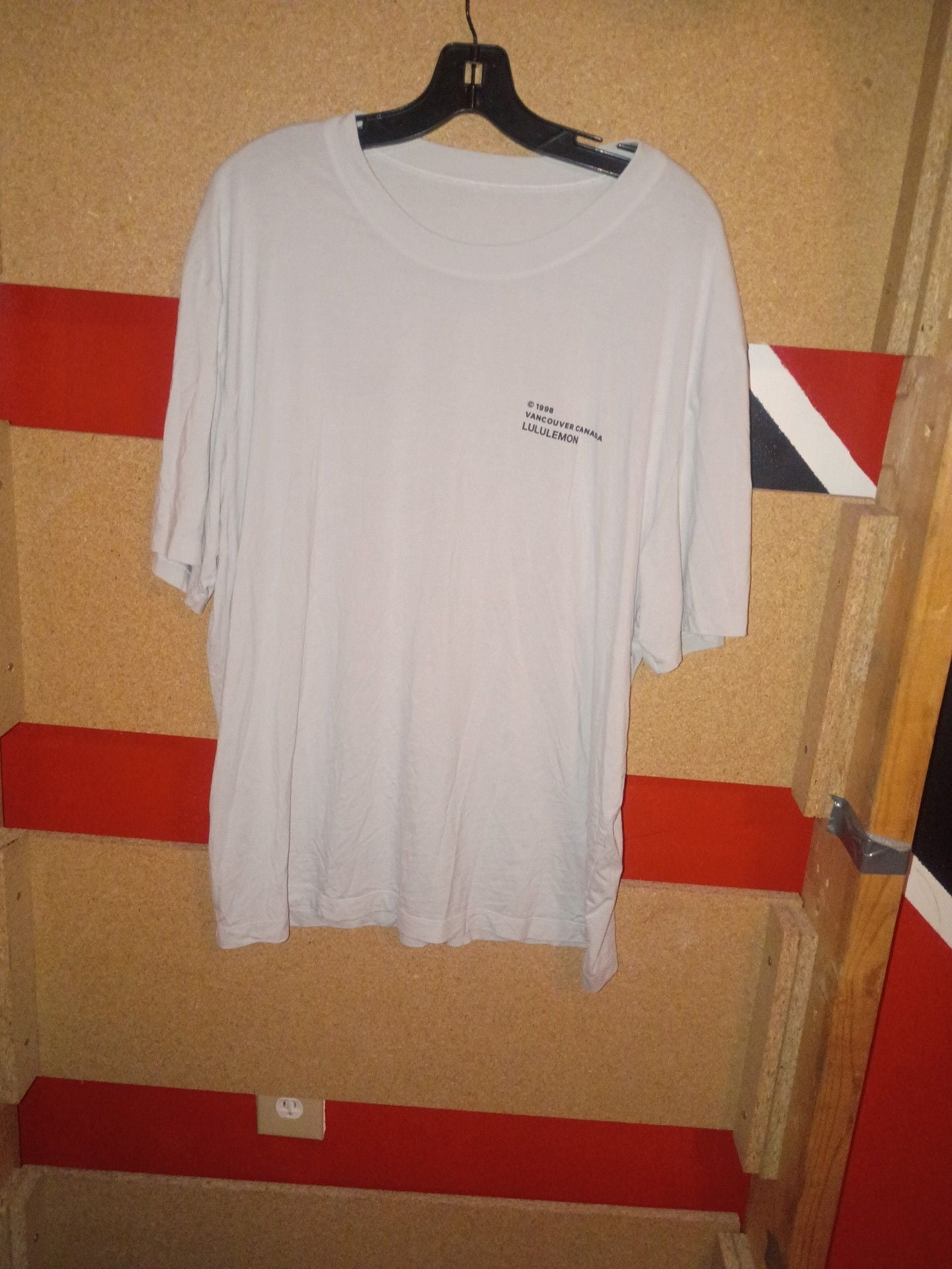 Lululemon 1998 Vancouver Canada T-Shirt Off White 2