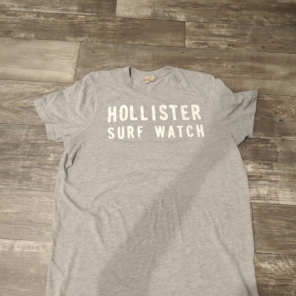 Hollister Surf Watch T-Shirt Size XL Gray Graphic Tee