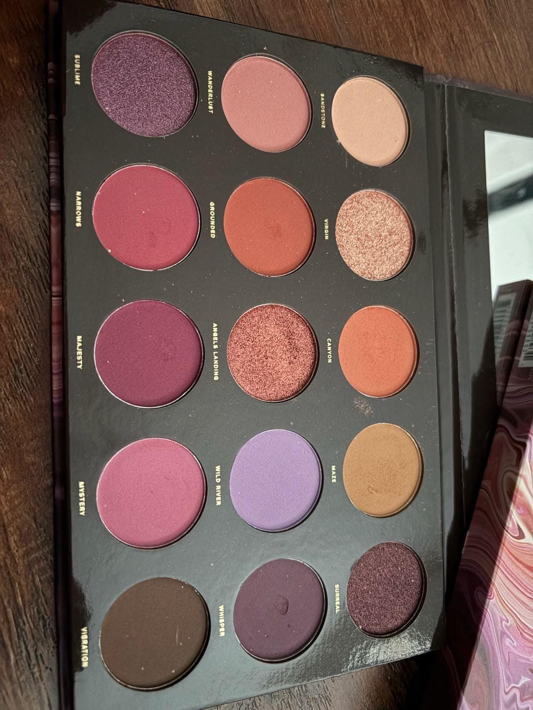 Hipdot Zion Pressed Pigment Palette 15 Shades 2