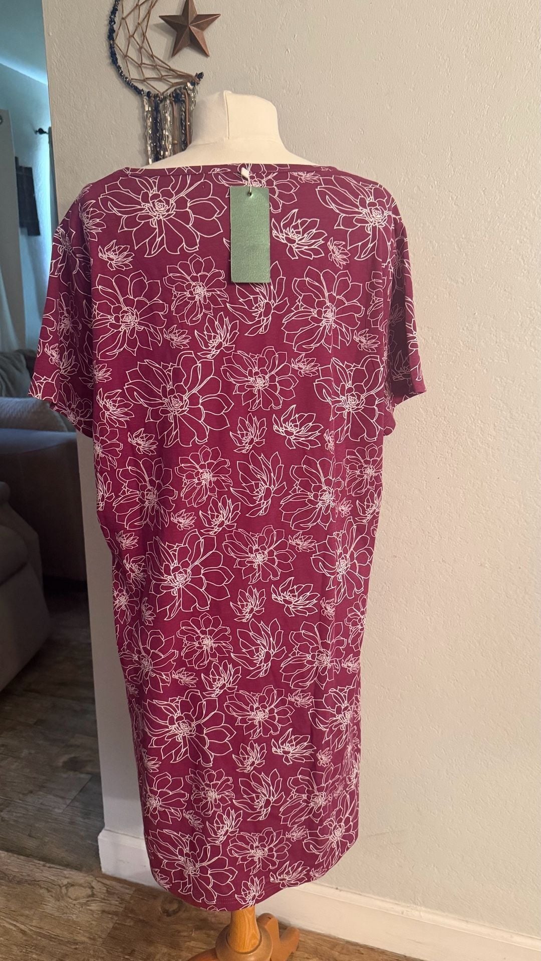 Tugege Dress Size L Burgundy White Floral Short Sleeve Crewneck 3