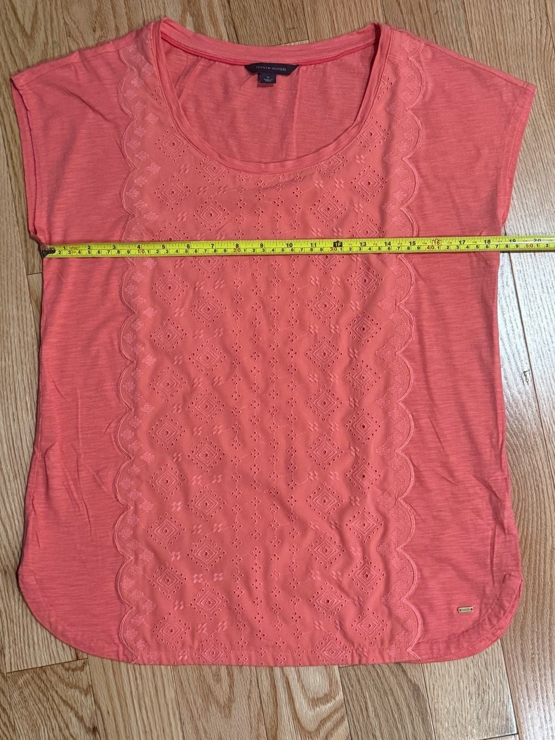 Tommy Hilfiger Women's Sleeveless Eyelet Detail Coral Tank Top 7