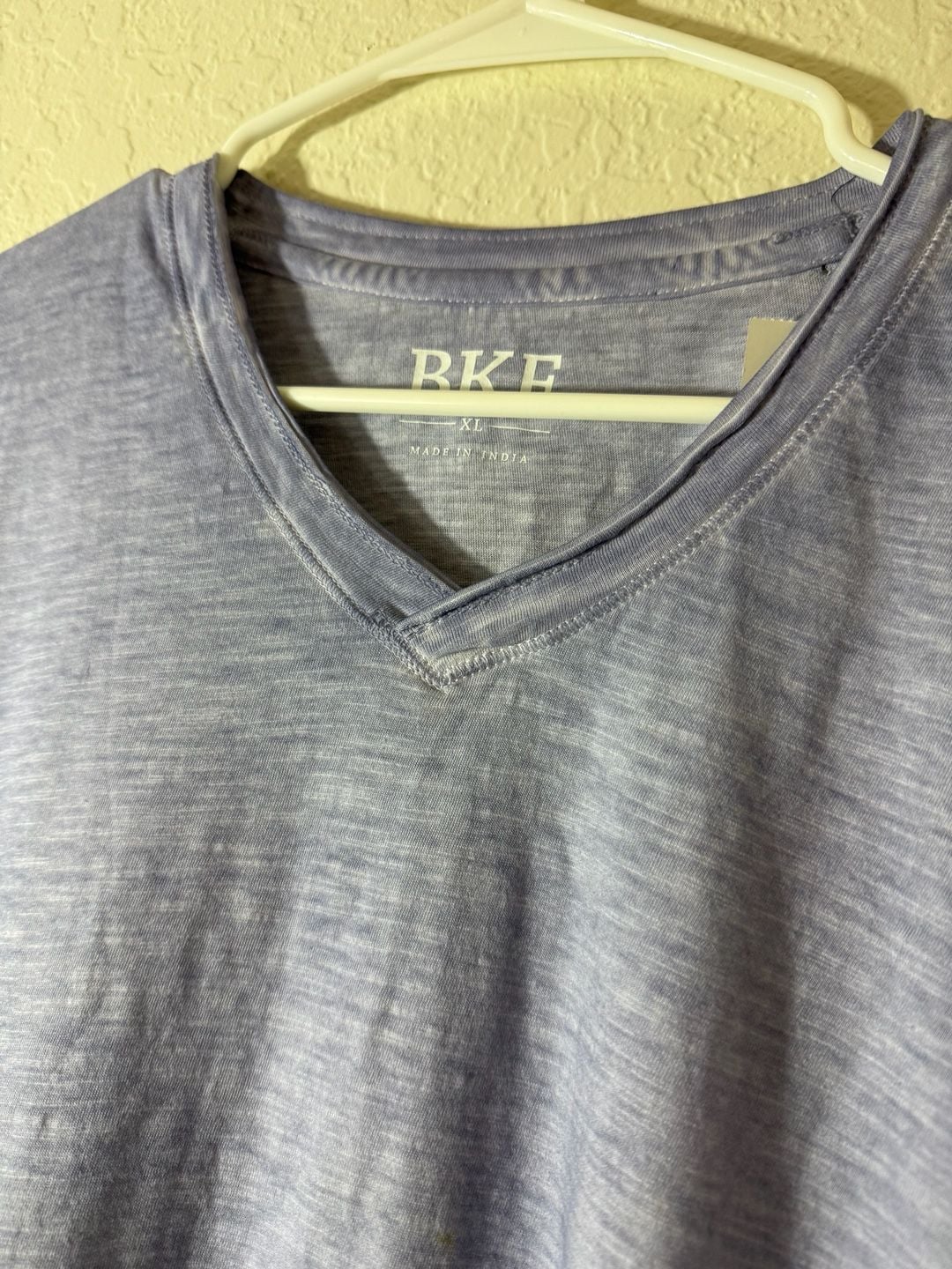 BKE V-Neck T-Shirt Size XL Blue Hash Knit Short Sleeve 3
