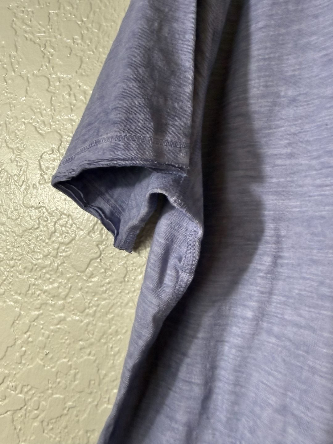 BKE V-Neck T-Shirt Size XL Blue Hash Knit Short Sleeve 8