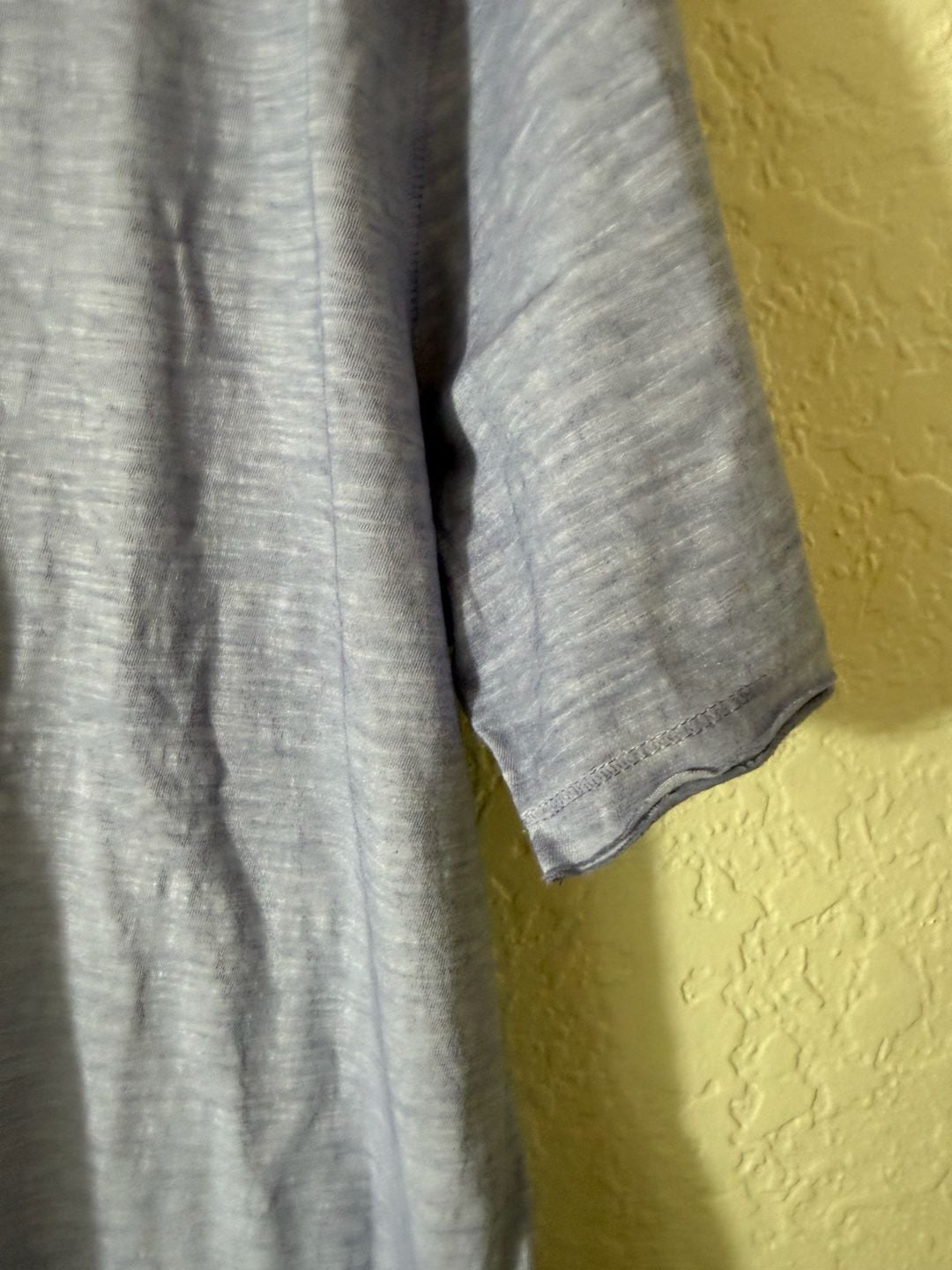 BKE V-Neck T-Shirt Size XL Blue Hash Knit Short Sleeve 11