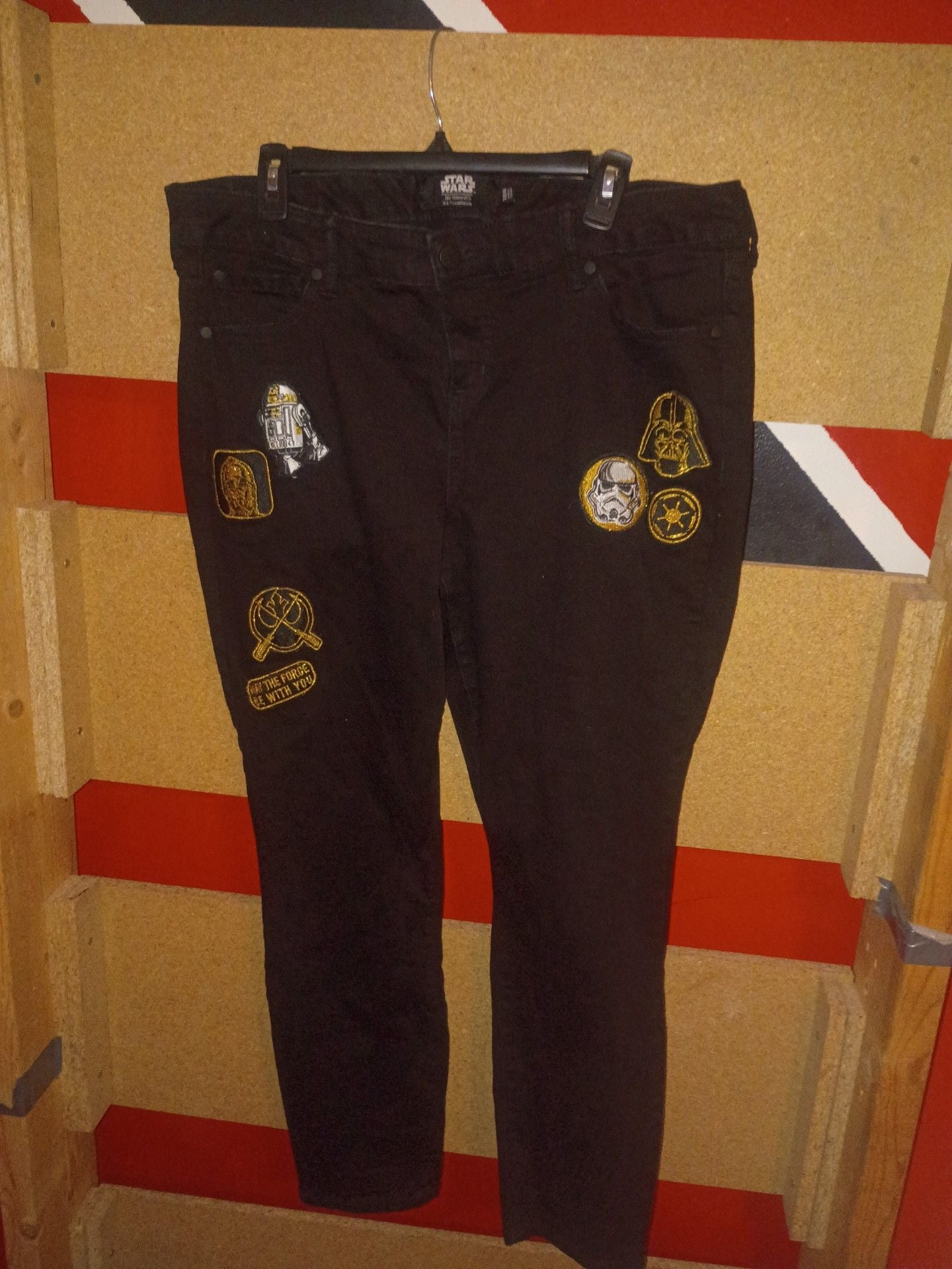 Her Universe Star Wars Patch Skinny Jeans Size 18R Black 1