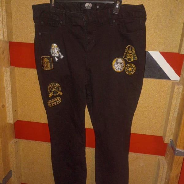 Her Universe Star Wars Patch Skinny Jeans Size 18R Black