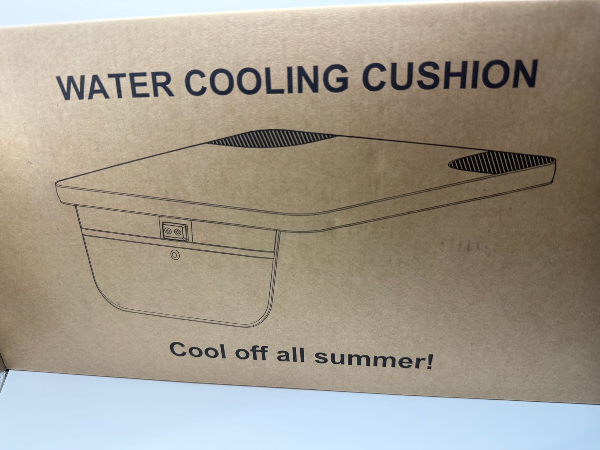 Generic Water Cooling Cushion Model LY-RC208B Size 40 x 40 x 2.5 cm 3