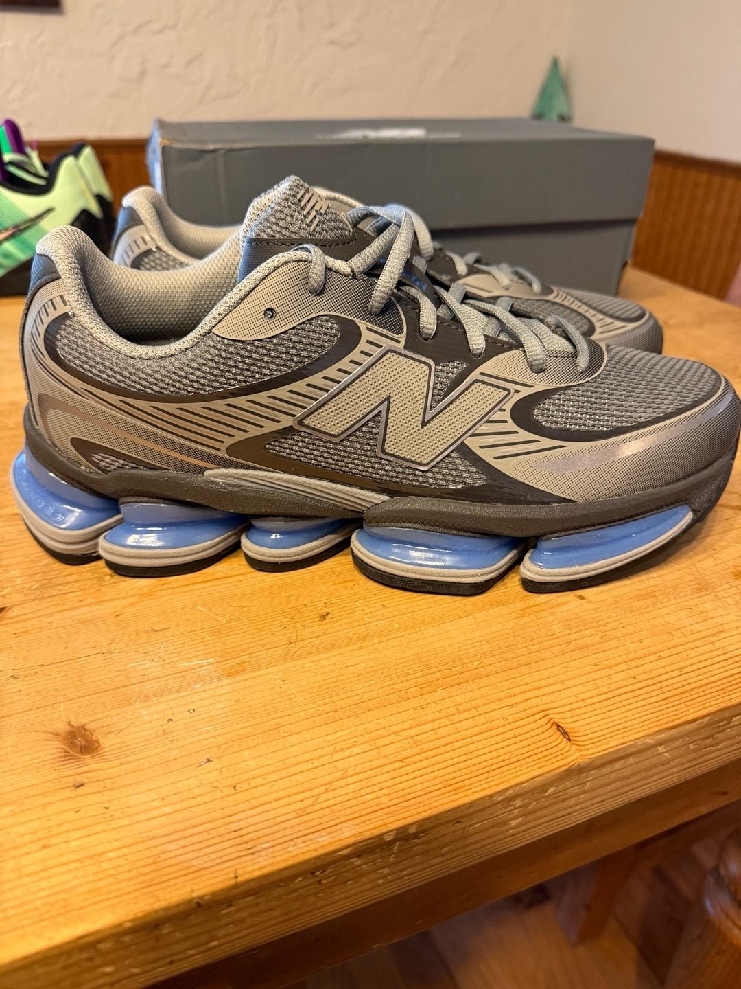 New Balance 2000 Size 10 Grey Blue Running Shoes 4
