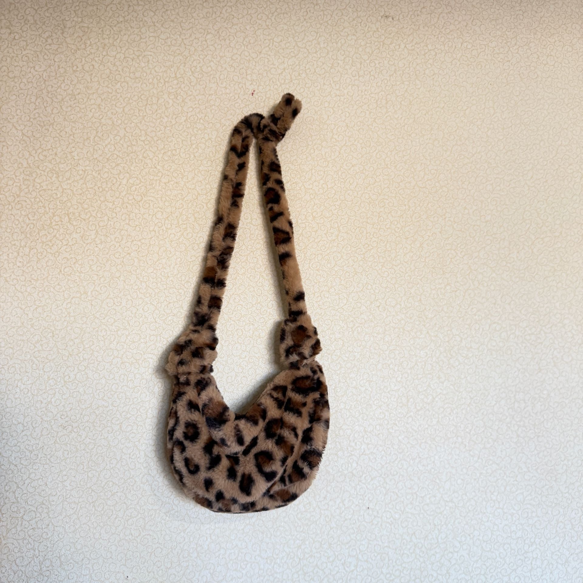 Leopard Print Faux Fur Crossbody Shoulder Bag 2