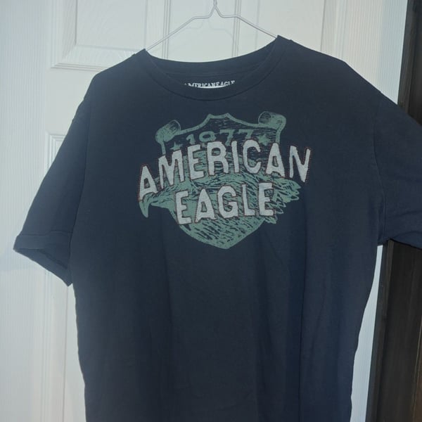 American Eagle Outfitters T-Shirt Size XL 1977 Graphic Navy