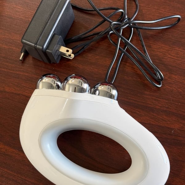 NuFACE NuBODY Skin Toning Device tested ! 