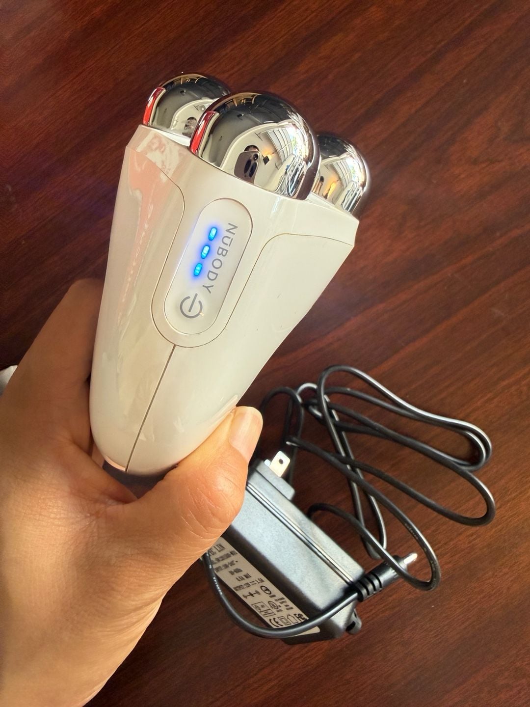 NuFACE NuBODY Skin Toning Device tested ! 8