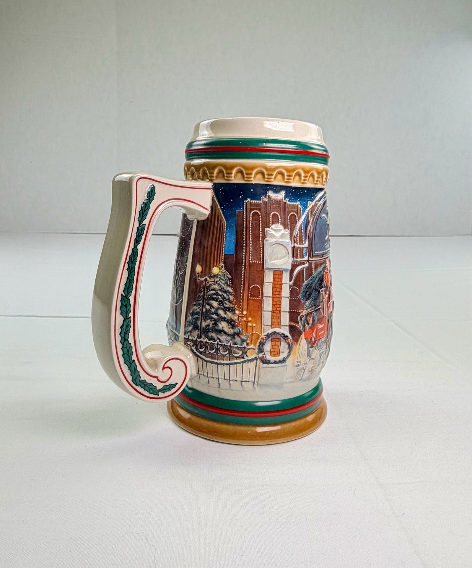Budweiser Home For The Holidays 1997 Holiday Beer Stein CS313 8