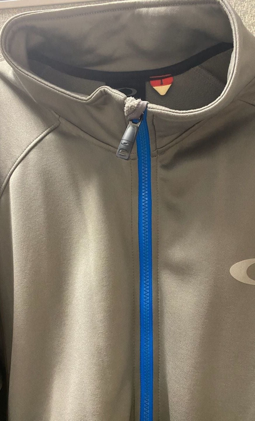 Oakley Full Zip Light Grey Hoodie Size XL 12