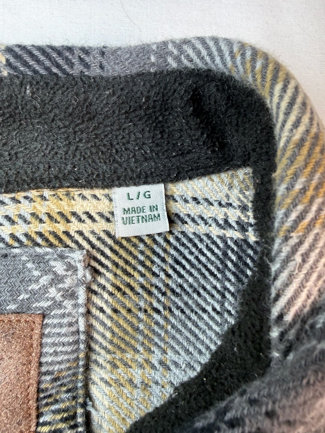 Orvis Plaid Flannel Shirt Size Large Grey Black Yellow Long Sleeve 4