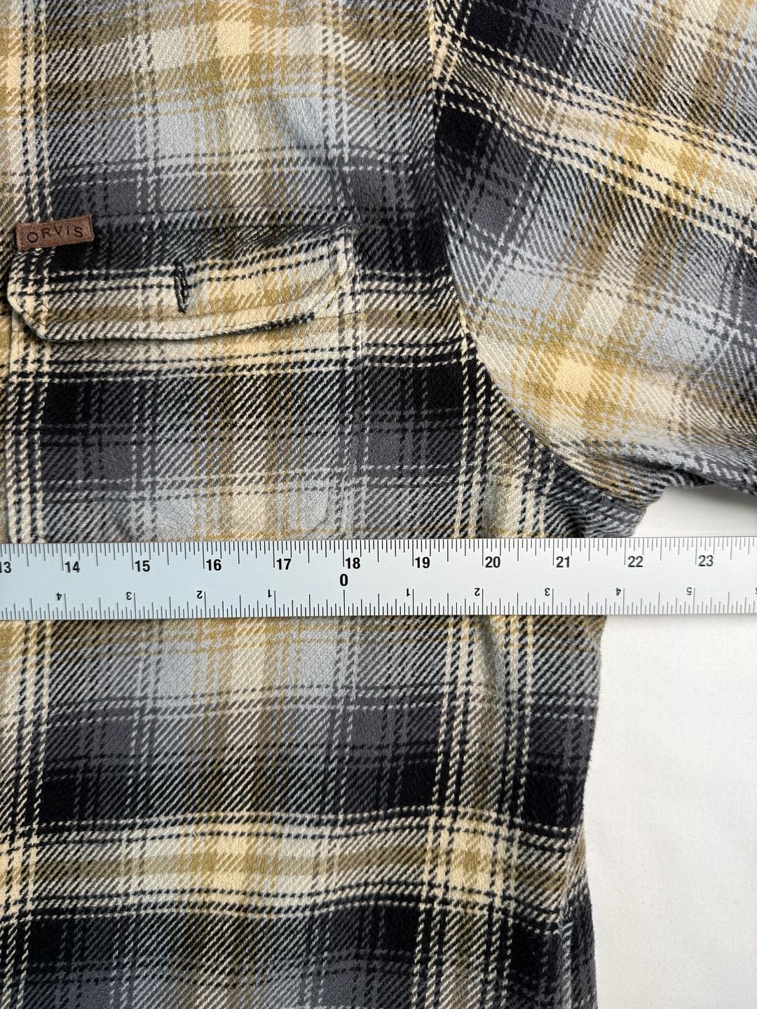 Orvis Plaid Flannel Shirt Size Large Grey Black Yellow Long Sleeve 6